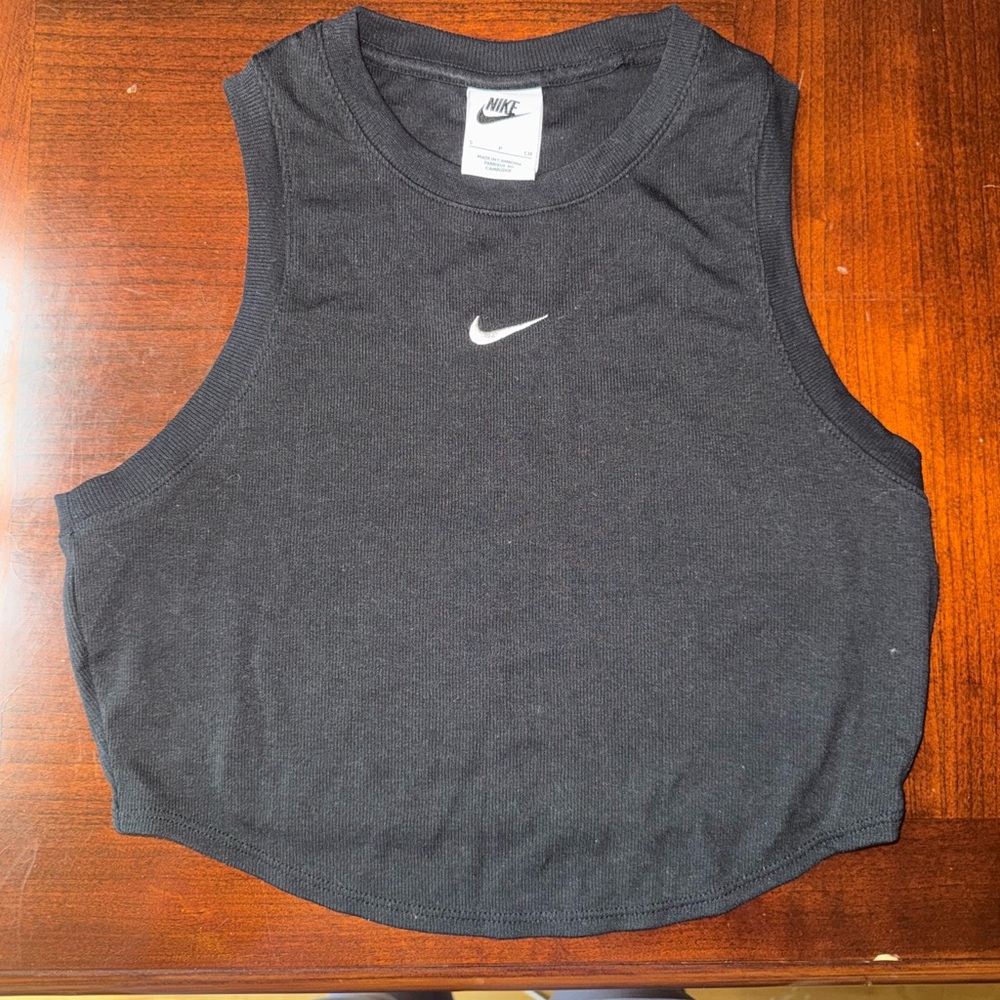 Nike Ribbed Crop Tank - S